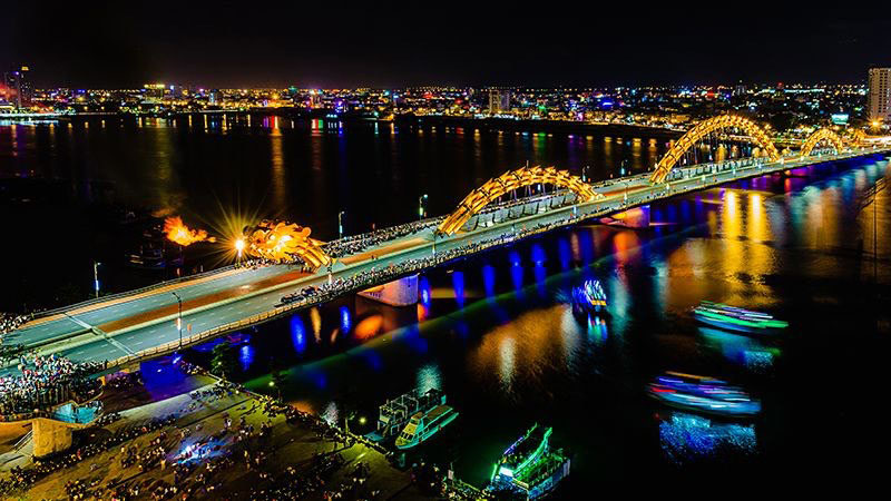 da nang dragon bridge night view